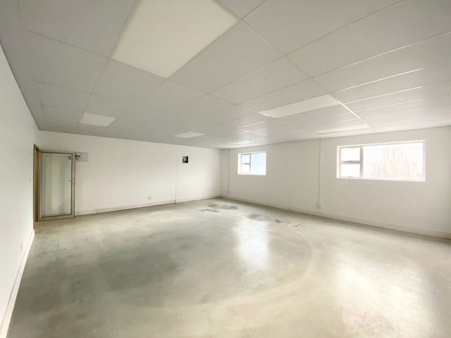 To Let commercial Property for Rent in Stuarts Hill Western Cape